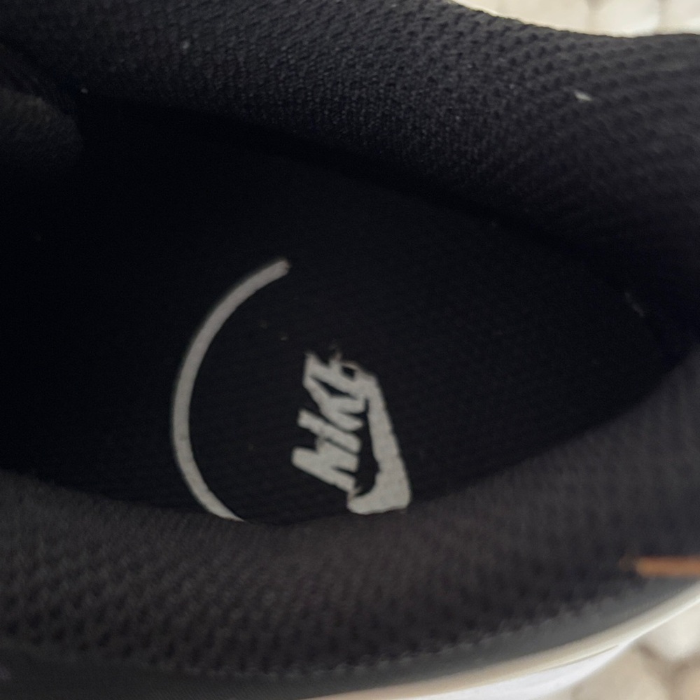 Nike Air Max Black and White Athletic Shoes - Picture 7 of 7